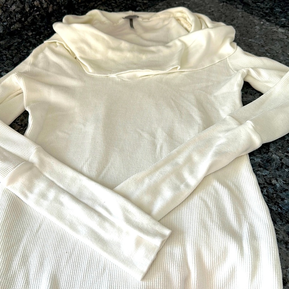 Thermal weave cowl neck long sleeve top.  Boutique purchase size M